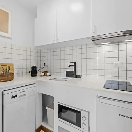 Casahost Salted House Beachfront קוסטה טגוויסה