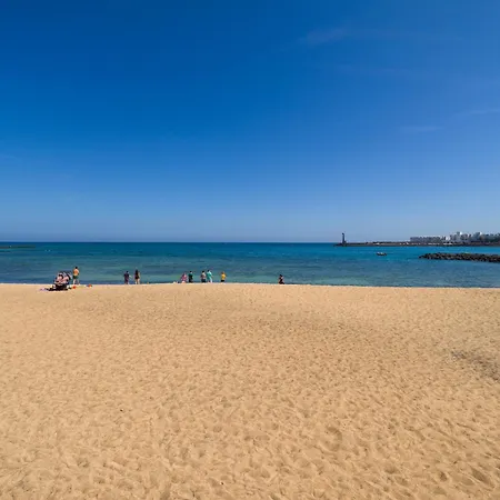 Casahost Salted House Beachfront דירה קוסטה טגוויסה