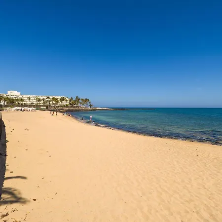 Casahost Salted House Beachfront דירה